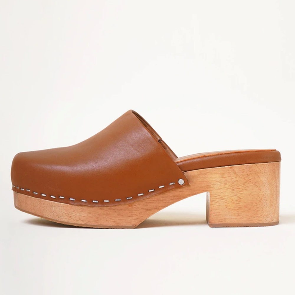 Charlotte Stone Martino Leather Clogs